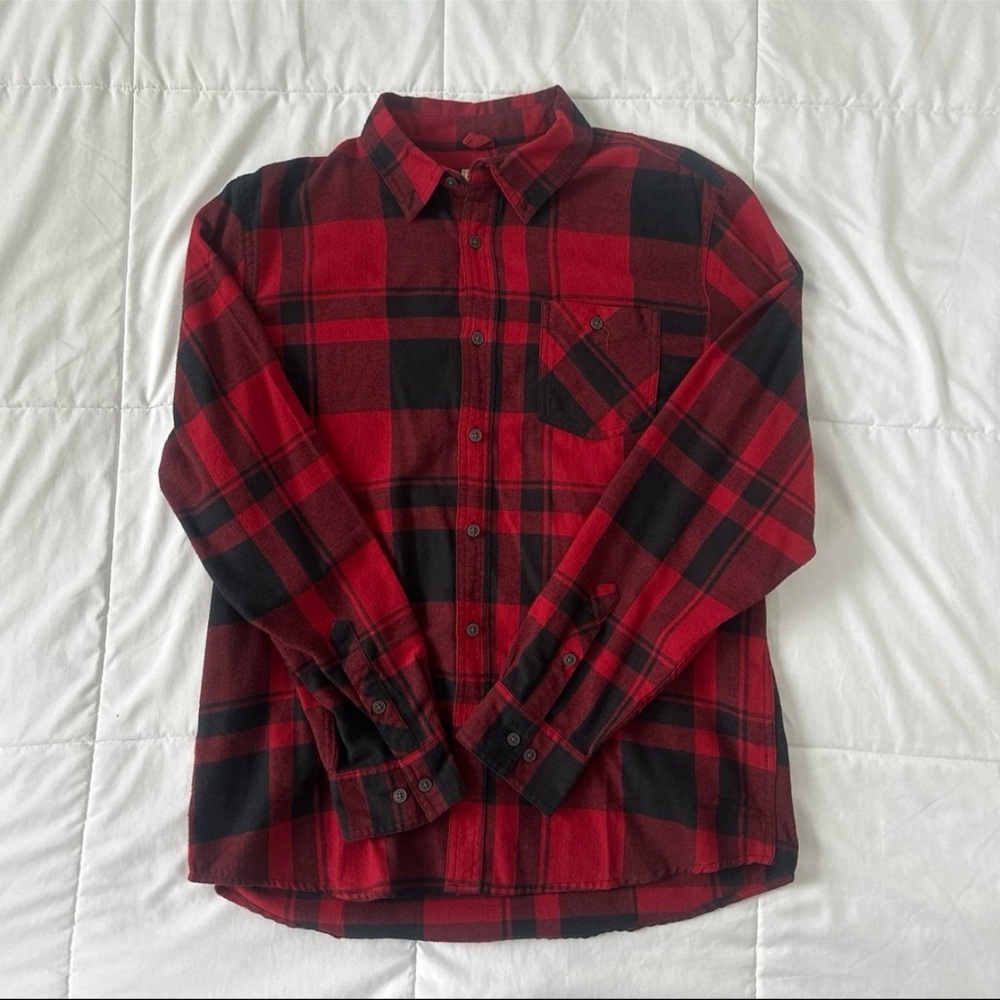 Men’s Red and Black Plaid Shirt